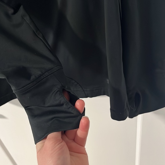 Under Armour sweater - Picture 5 of 8